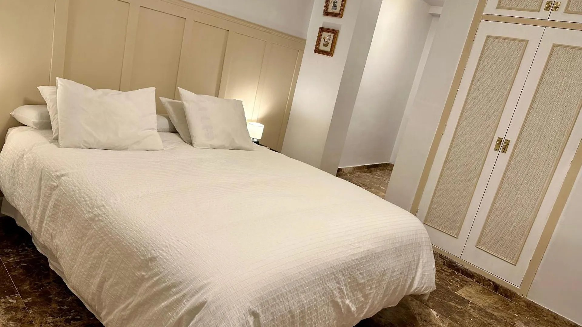 Habitacion Confort Centro Para 2 Personas 格拉纳达 民宿